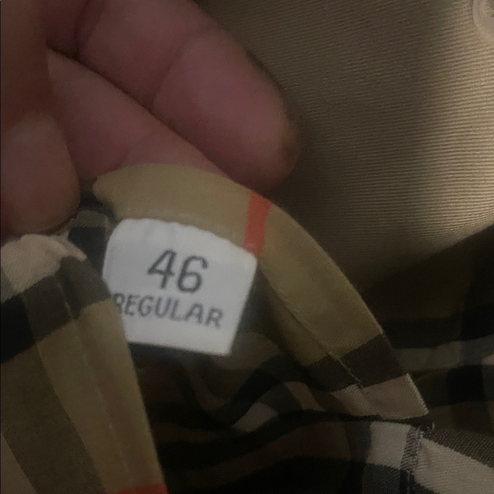 Burberry Men's Beige Trench Coat - Picture 4 of 4